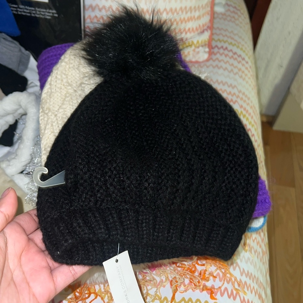 Black cable knit beanie